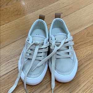 Zara toddler shoes sz27